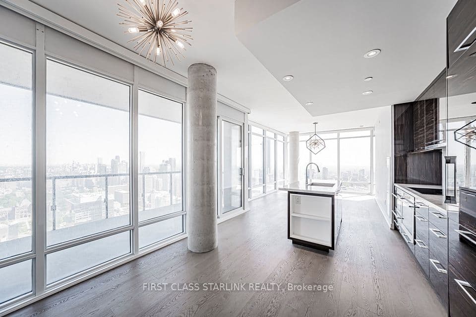 488 University Avenue 4802, Toronto, ON M5G 0C1 – photo 3
