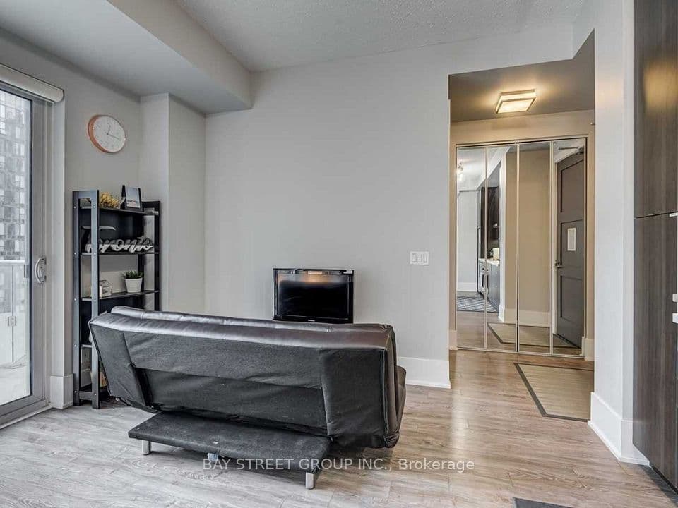 20 John Street 1117, Toronto, ON M5V 0G5 – photo 3