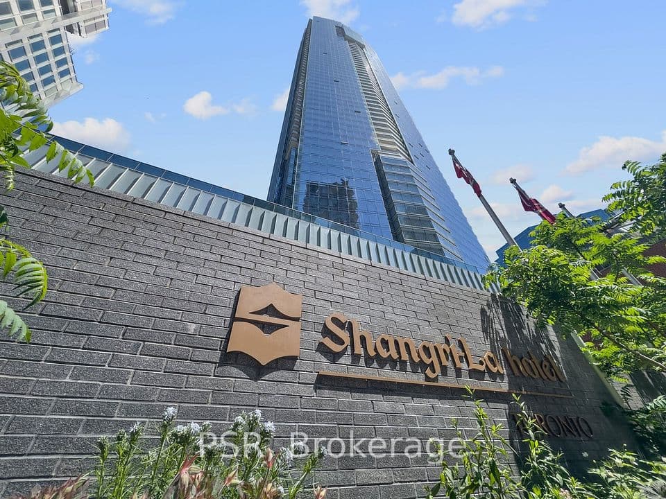 180 University Avenue 5003, Toronto, ON M5H 0A2 – photo 2
