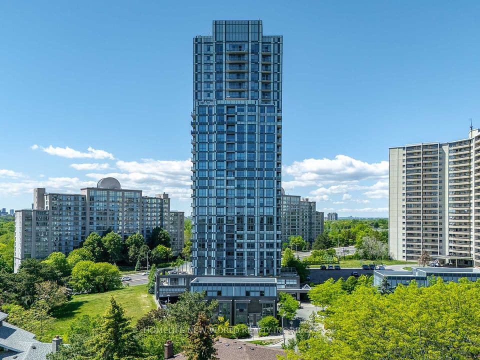 18 Graydon Hall Drive 809, Toronto, ON M3A 0A4 – main photo