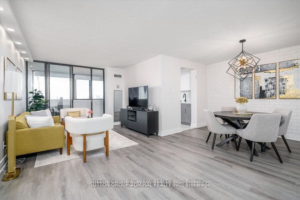 133 Torresdale Avenue 1501, Toronto, ON M2R 3T2 – photo 3