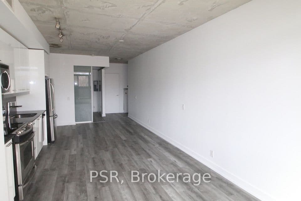 2 Gladstone Avenue 209, Toronto, ON M6J 1J6 – photo 3