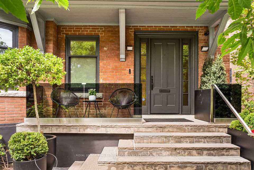 150 Douglas Drive, Toronto, ON M4W 2B7 – photo 2