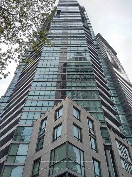 45 Charles Street E 3908, Toronto, ON M4Y 0B8 – photo 2