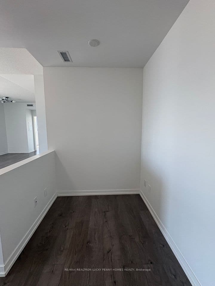 49 East Liberty Street 903, Toronto, ON M6K 0B2 – photo 3