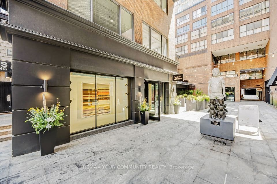 155 Yorkville Avenue 3113, Toronto, ON M5R 1C4 – photo 3