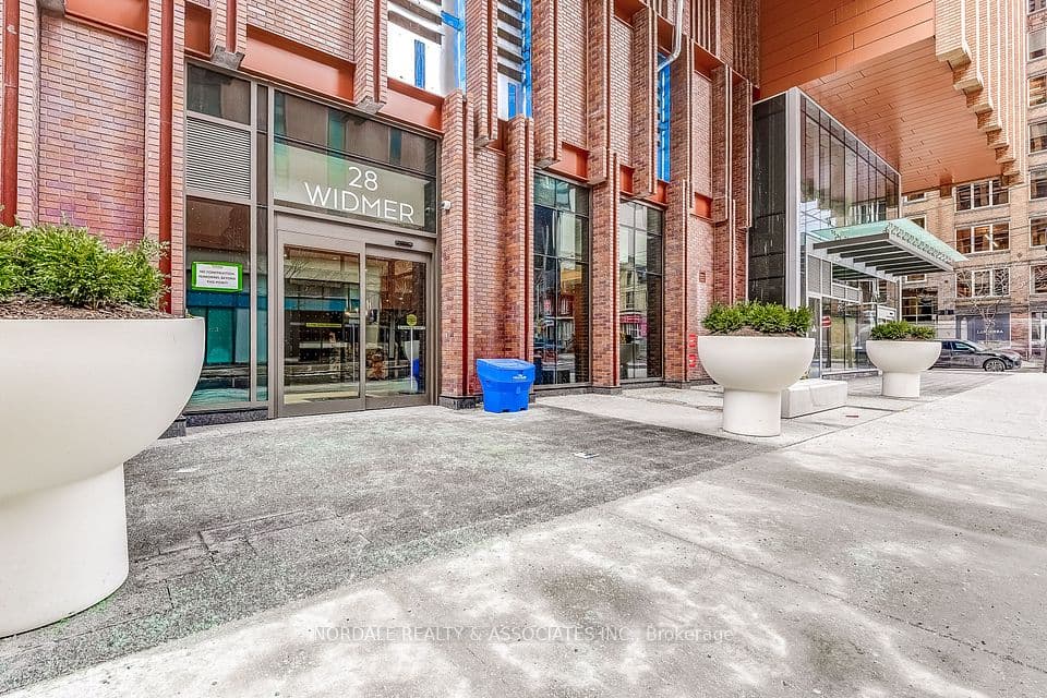 28 Widmer Street 3127, Toronto, ON M5V 0T2 – main photo