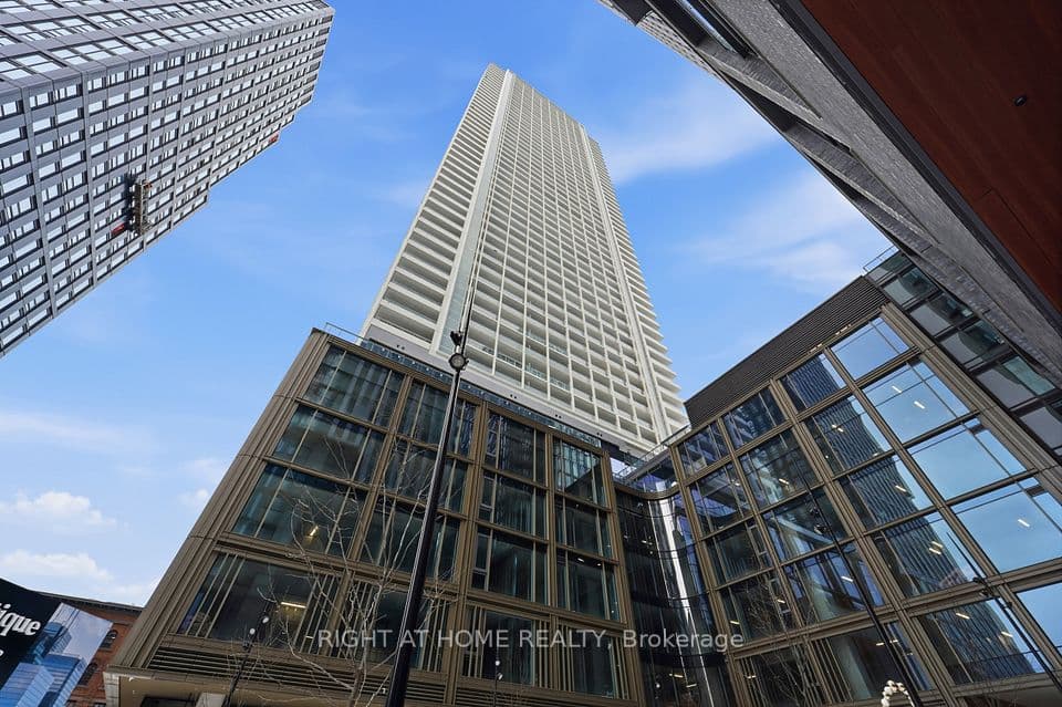 88 Queen Street E 4711, Toronto, ON M5C 0B6 – photo 2
