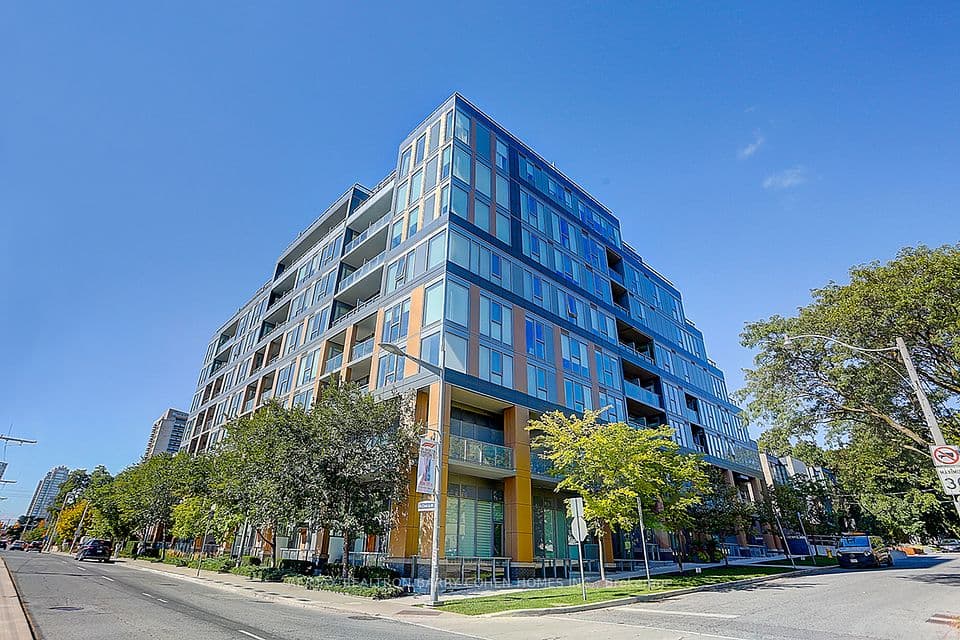 6 Parkwood Avenue TH107, Toronto, ON M4V 0A3 – photo 2