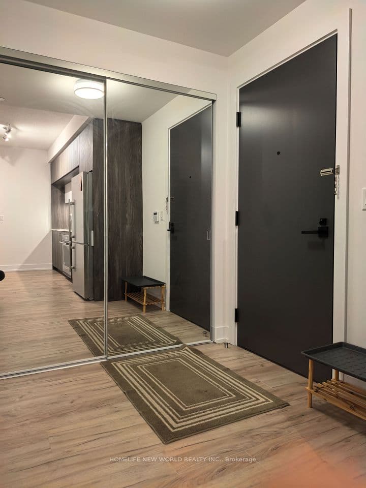 25 Adra Grado Way 1230, Toronto, ON M2J 0H6 – photo 2