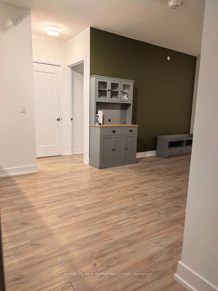 25 Adra Grado Way 1230, Toronto, ON M2J 0H6 – photo 3