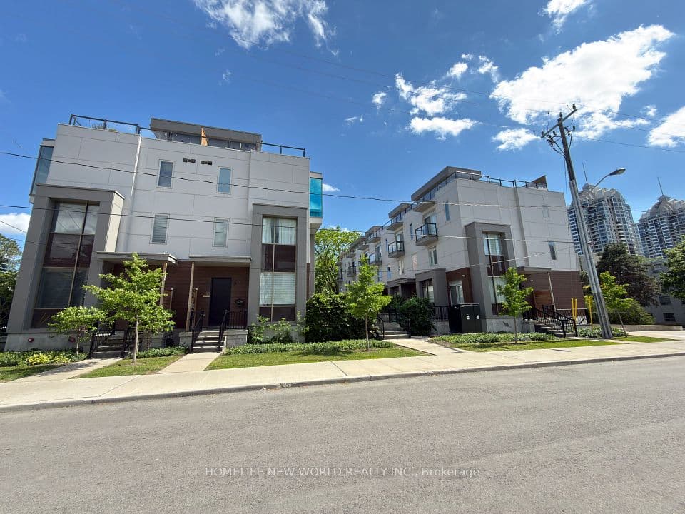 25 Dervock Crescent 2, Toronto, ON M2K 0G7 – main photo