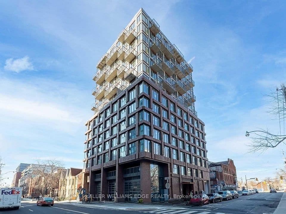 2 Augusta Avenue 202, Toronto, ON M5V 0T3 – main photo