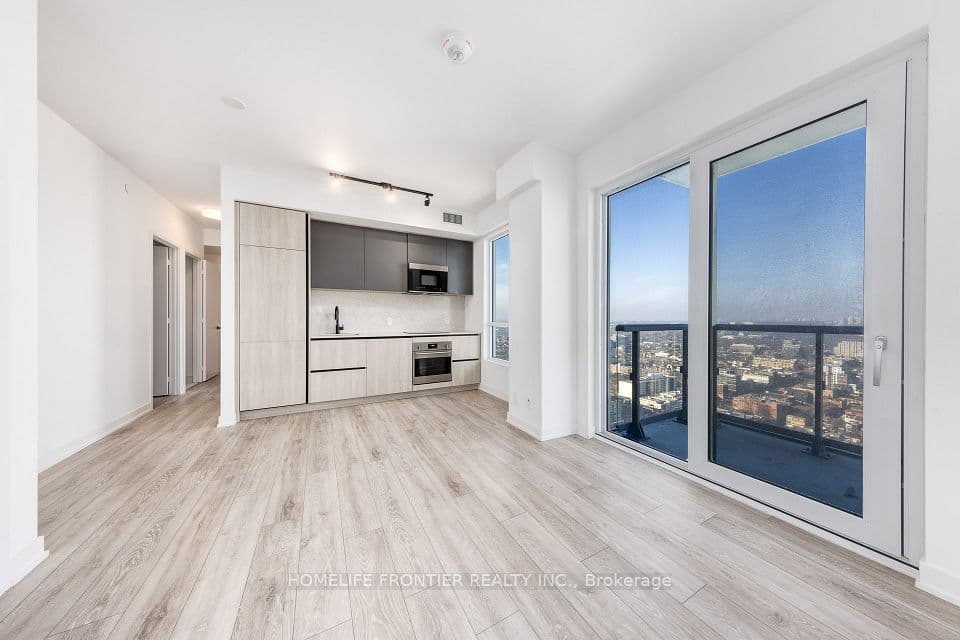 108 Peter Street 4702, Toronto, ON M5V 0W2 – main photo