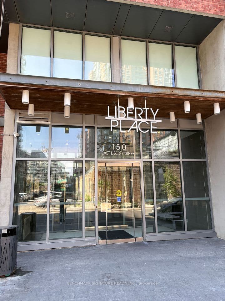 150 East Liberty Street 1216, Toronto, ON M6K 3R5 – main photo