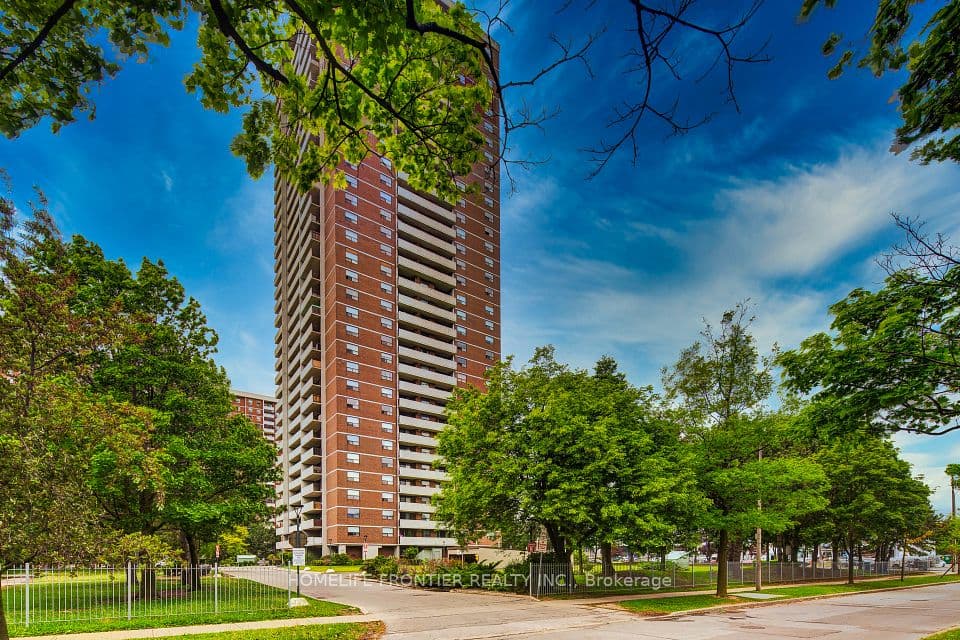 10 Tangreen Court 608, Toronto, ON M2M 4B9 – main photo