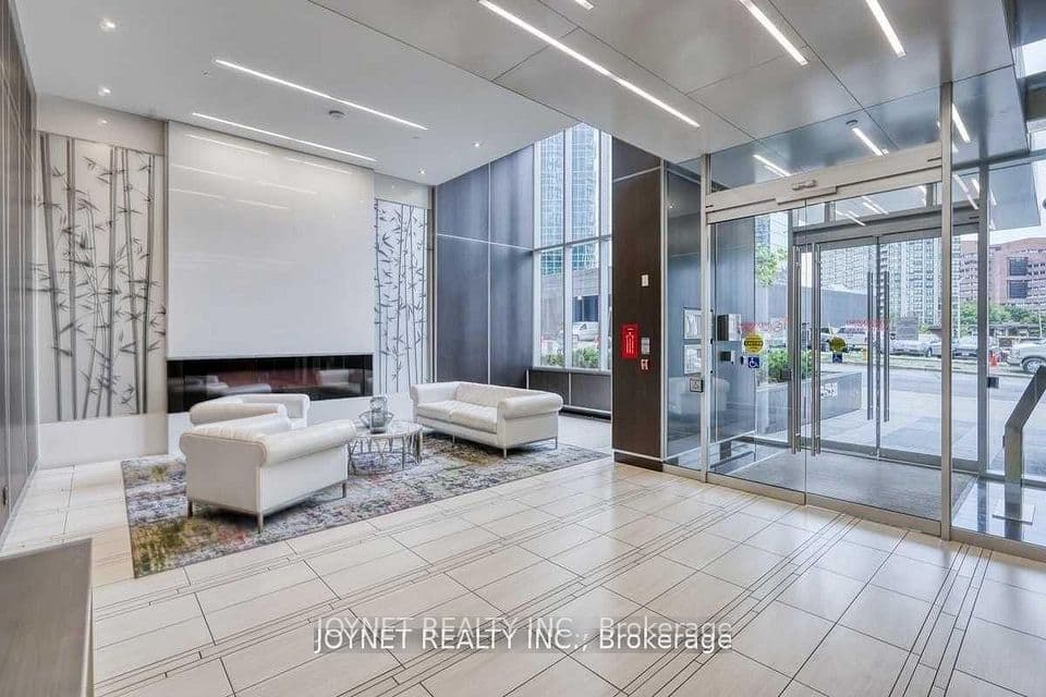 9 Bogert Avenue 2807, Toronto, ON M2N 0H3 – photo 3