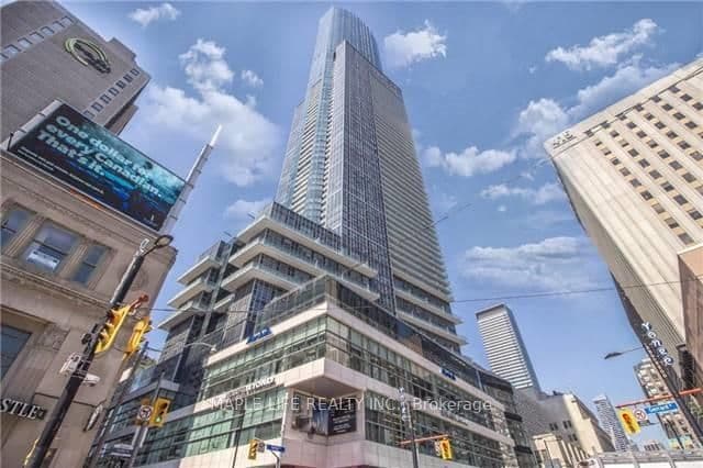 388 Yonge Street 6110, Toronto, ON M5B 0A4 – main photo
