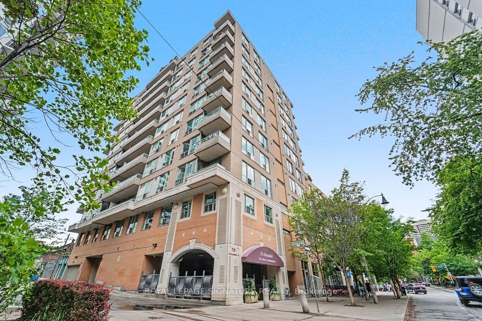 70 Alexander Street 406, Toronto, ON M4Y 3B6 – main photo