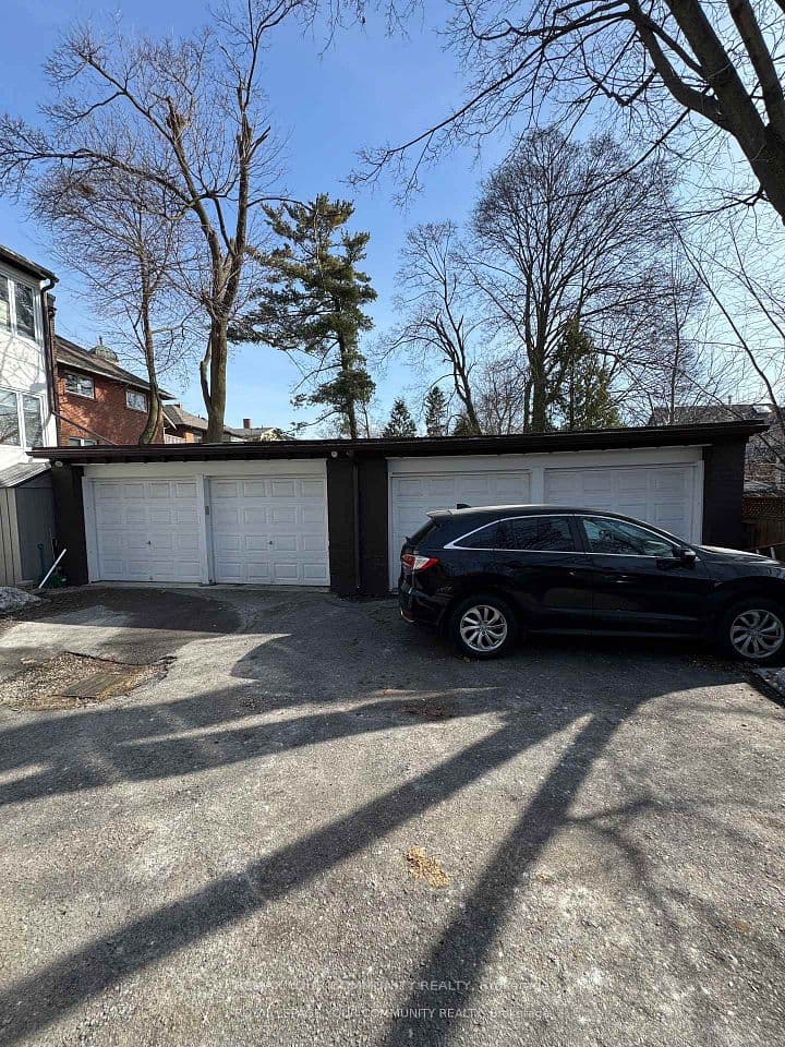 179 St Clair Avenue E, Toronto, ON M4T 1N9 – photo 2