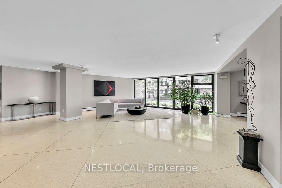 581 Avenue Road Avenue 504, Toronto, ON M4V 2K4 – main photo
