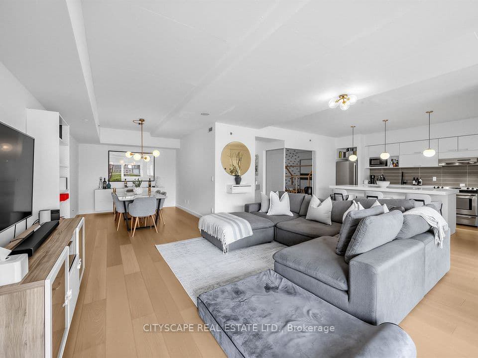 55 Stewart Street 924, Toronto, ON M5V 2V1 – photo 3