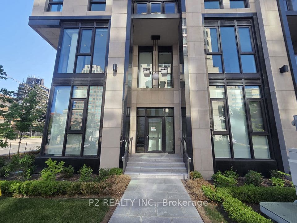 2 Forest Hill Road 102, Toronto, ON M4V 2L3 – main photo