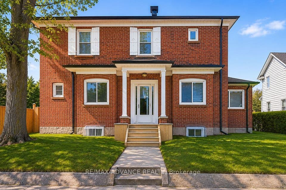 33 Castlefield Avenue, Toronto, ON M4R 1G5 – photo 2