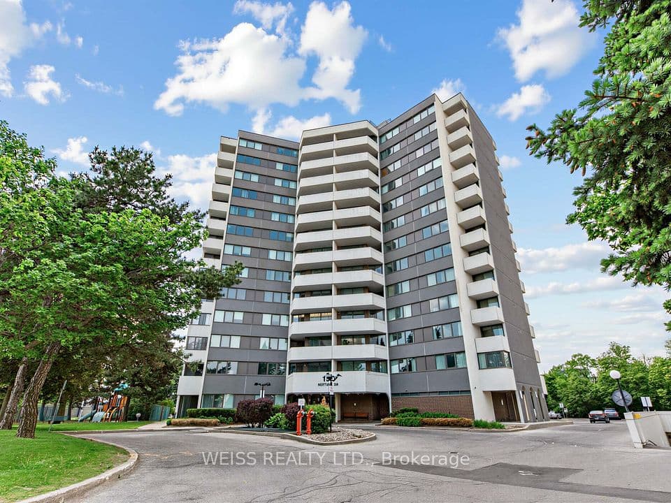 150 Neptune Drive 202, Toronto, ON M6A 2Y9 – main photo