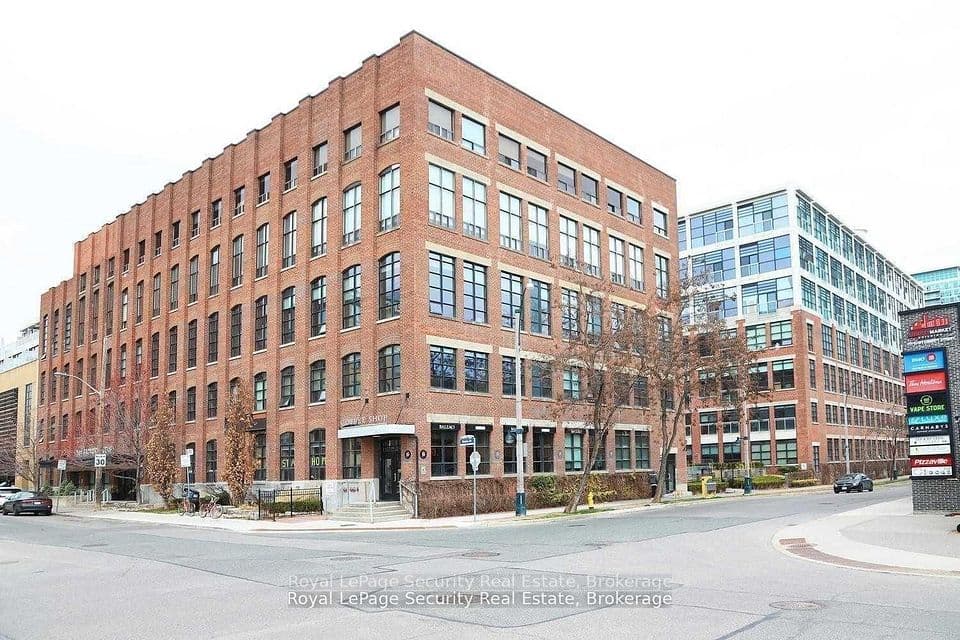 43 Hanna Avenue 208, Toronto, ON M6K 1X1 – photo 2