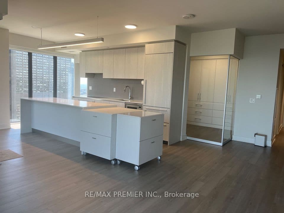 8 Cumberland Street 3506, Toronto, ON M4W 1J5 – photo 3