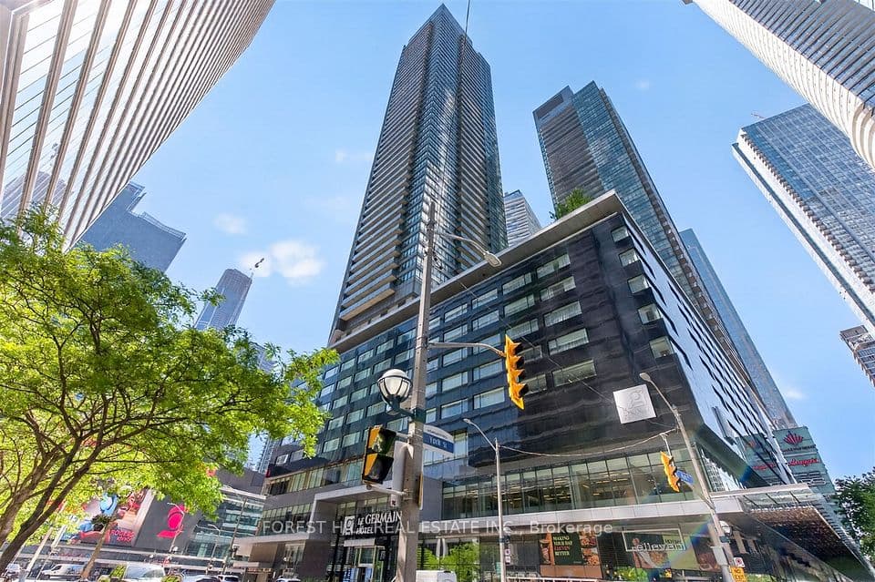65 Bremner Boulevard 4607, Toronto, ON M5J 0A7 – main photo