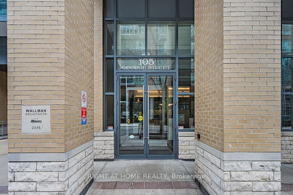 105 George Street 312, Toronto, ON M5A 0L4 – photo 2