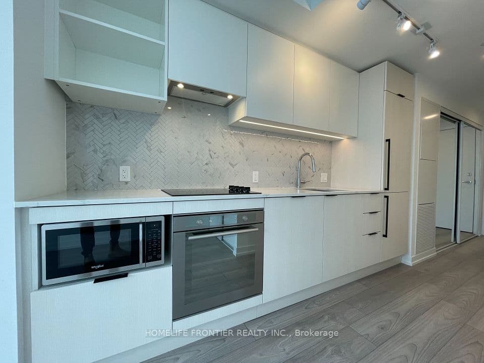 82 Dalhousie Street 1108, Toronto, ON M5B 0C5 – photo 3