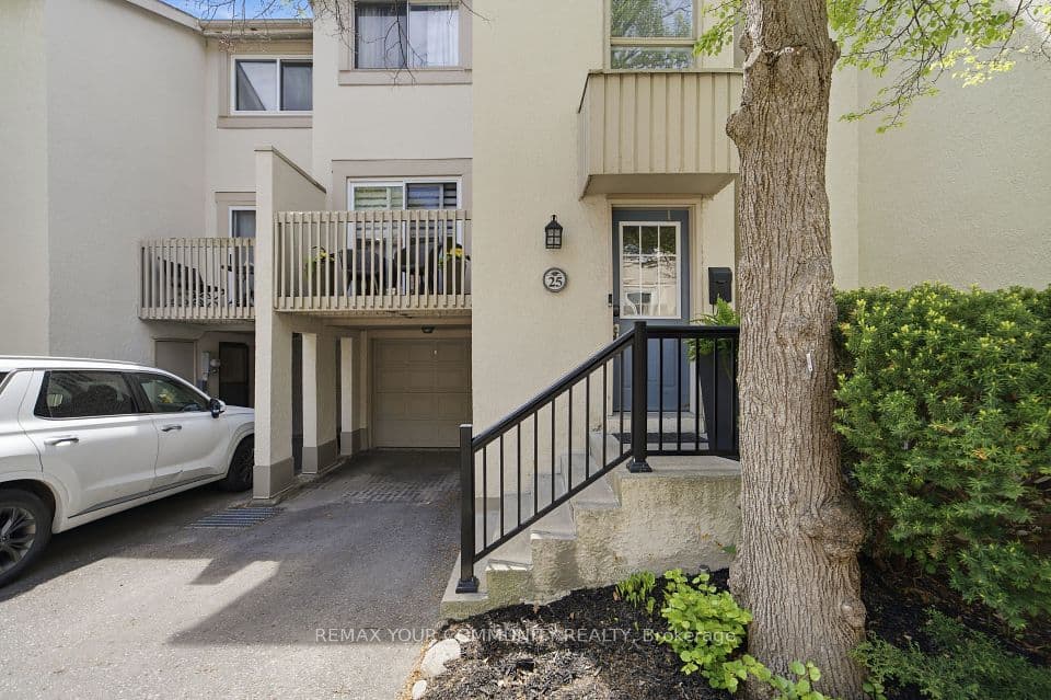 25 Cheryl Shepway Crescent, Toronto, ON M2J 4R5 – photo 2