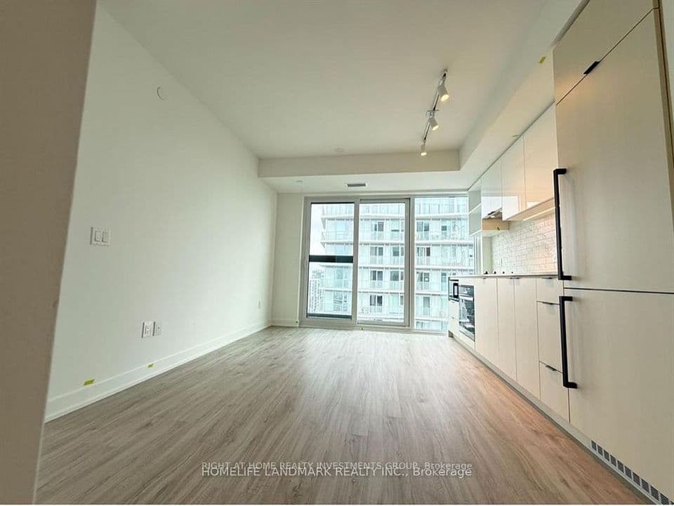 252 Church Street 2906, Toronto, ON M5B 0E6 – photo 2