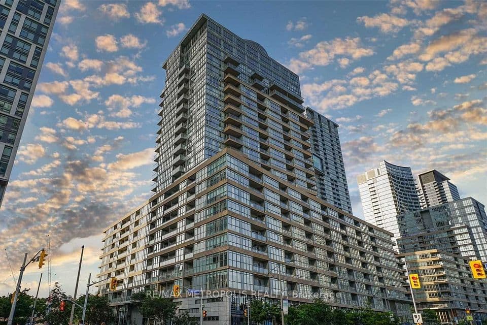 151 Dan Leckie Way 507, Toronto, ON M5V 4B2 – main photo