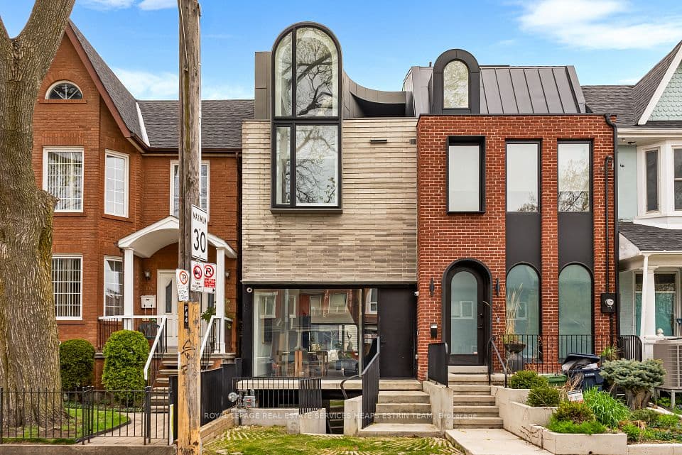 44 Foxley Street, Toronto, ON M6J 1R1 – photo 2