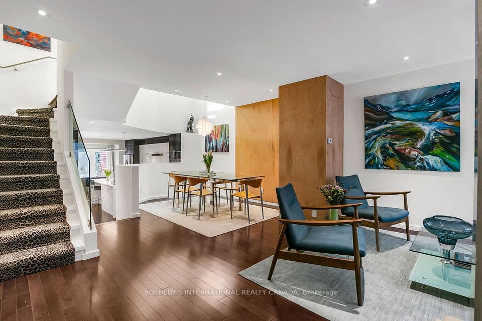 30 Sword Street, Toronto, ON M5A 3N2 – photo 3
