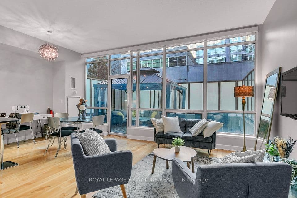 350 Wellington Street W G25, Toronto, ON M5V 3W9 – main photo
