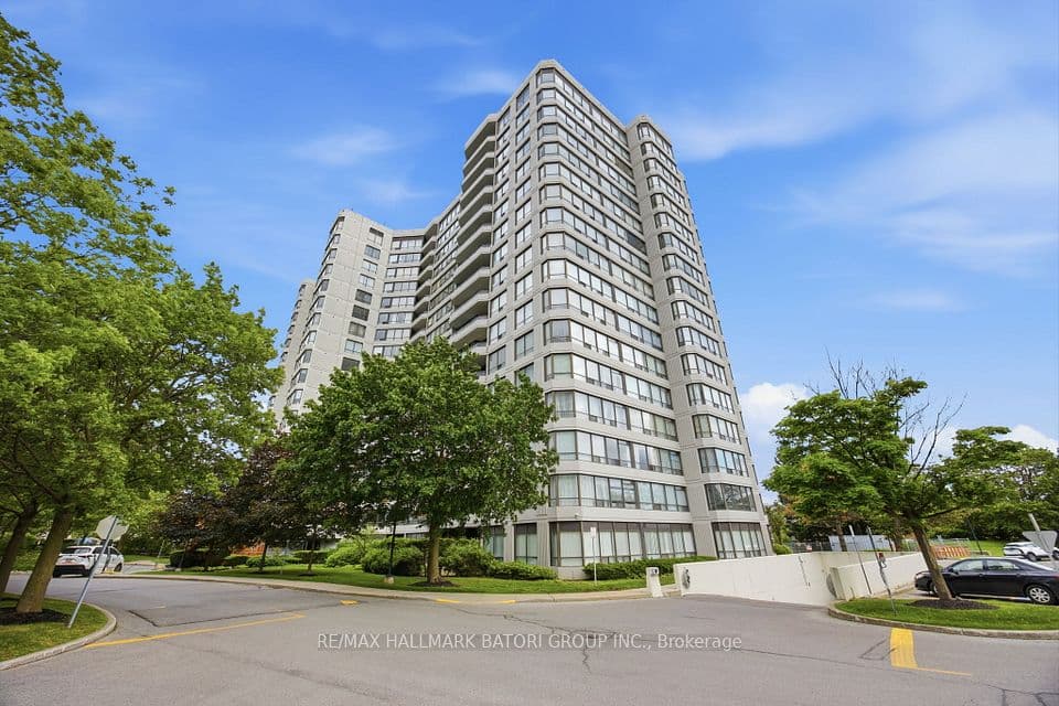 1121 W Steeles Avenue W 514, Toronto, ON M2R 3W7 – main photo