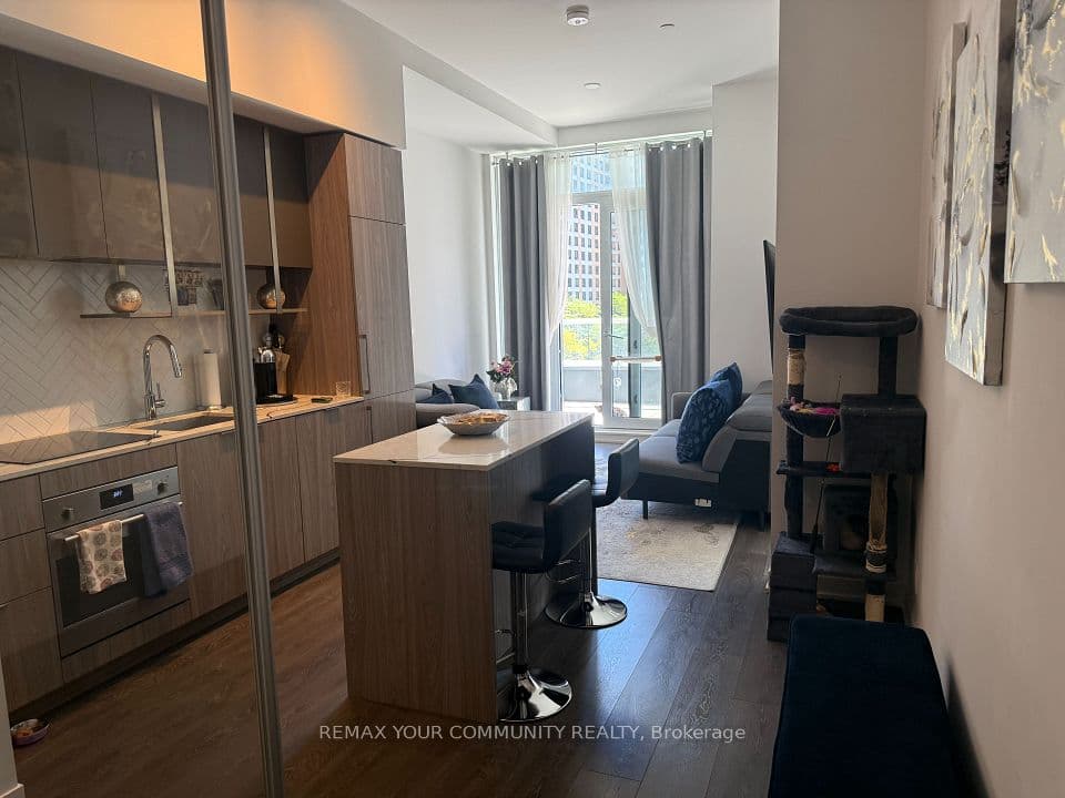 15 Holmes Avenue 401, Toronto, ON M2N 0L4 – photo 3