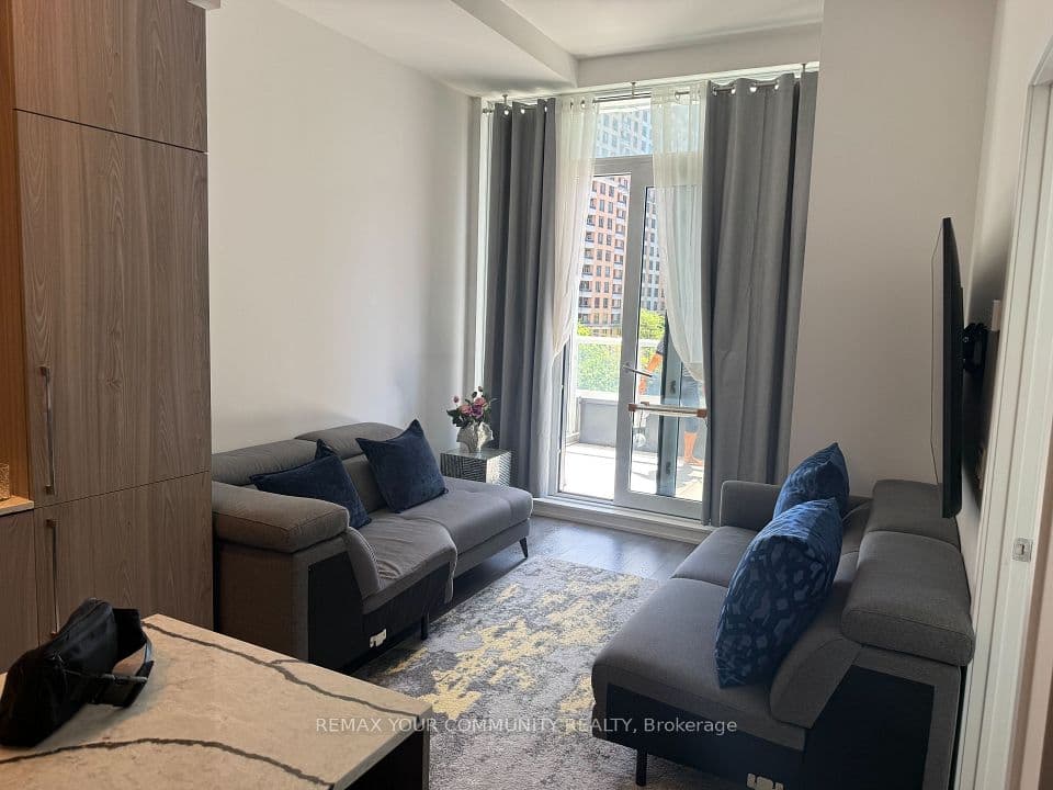 15 Holmes Avenue 401, Toronto, ON M2N 0L4 – photo 2
