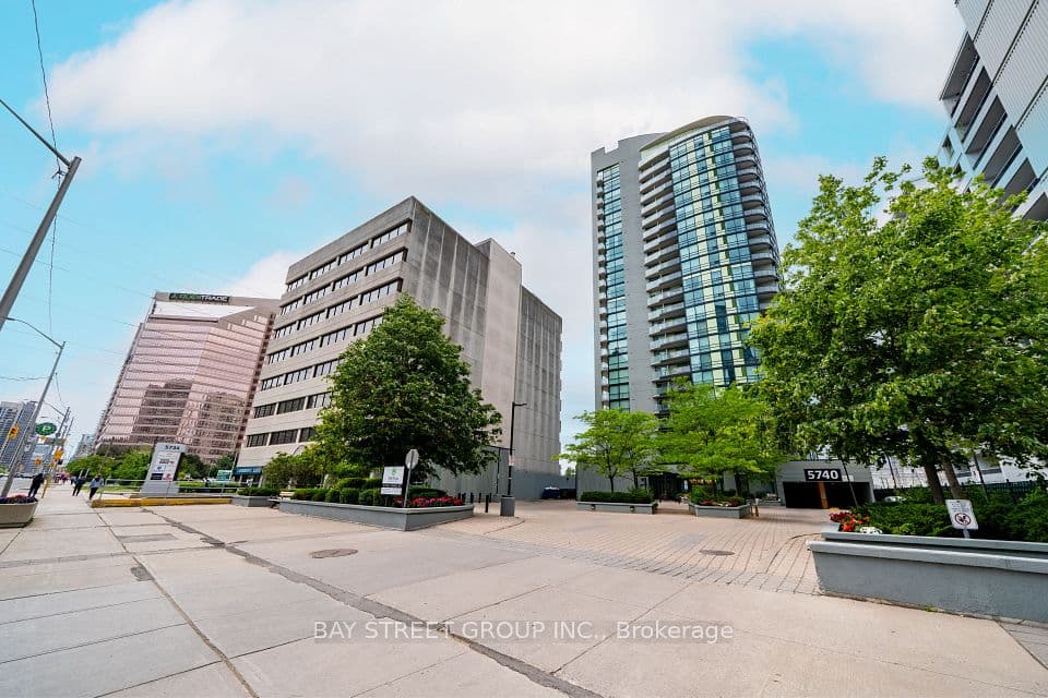 5740 Yonge Street 2009, Toronto, ON M2M 3T3 – photo 3