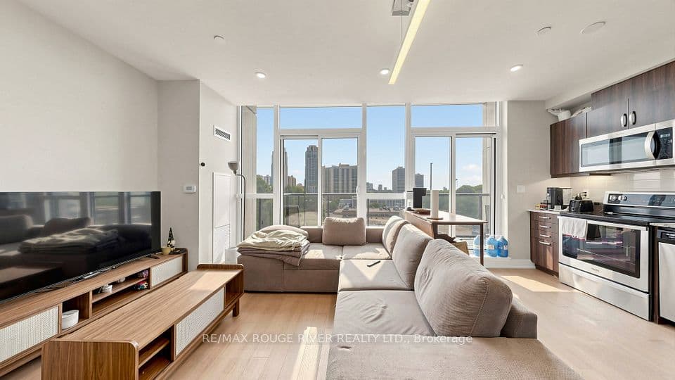 1486 Bathurst Street 503, Toronto, ON M5P 0A5 – photo 2