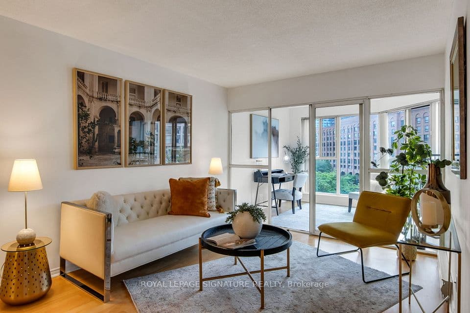 222 The Esplanade 525, Toronto, ON M5A 4M8 – photo 2