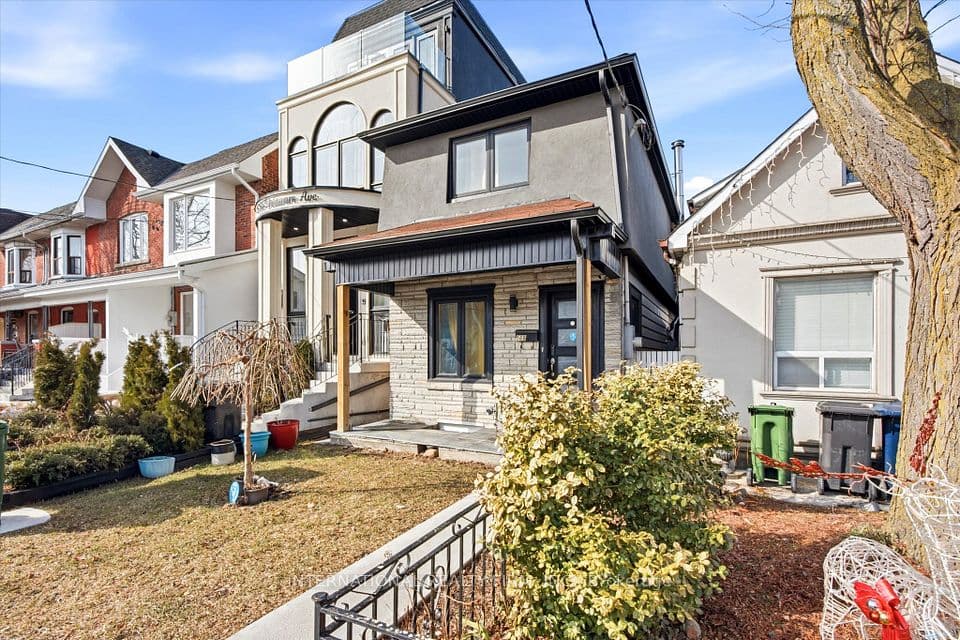 568 Delaware Avenue N, Toronto, ON M6H 2V2 – photo 3