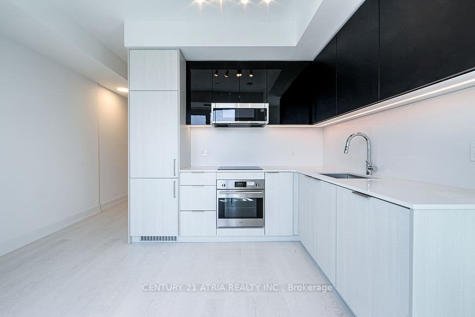 308 Jarvis Street 3001, Toronto, ON M5A 2P2 – main photo