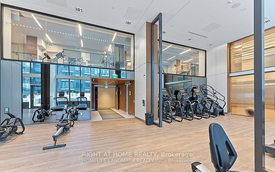 8 Olympic Garden Drive 2304, Toronto, ON M2M 0B9 – photo 2