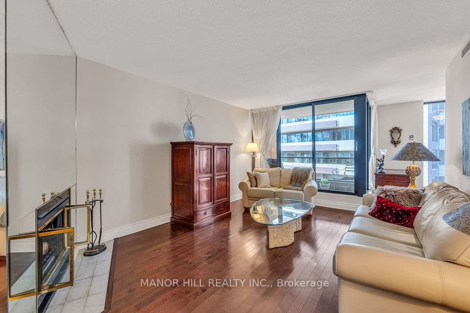 1331 Bay Street 803, Toronto, ON M5R 2C4 – photo 3